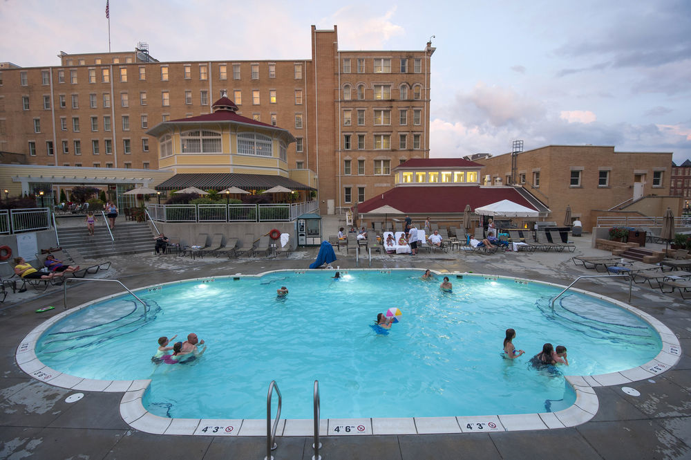 French Lick Springs Hotel Exterior foto